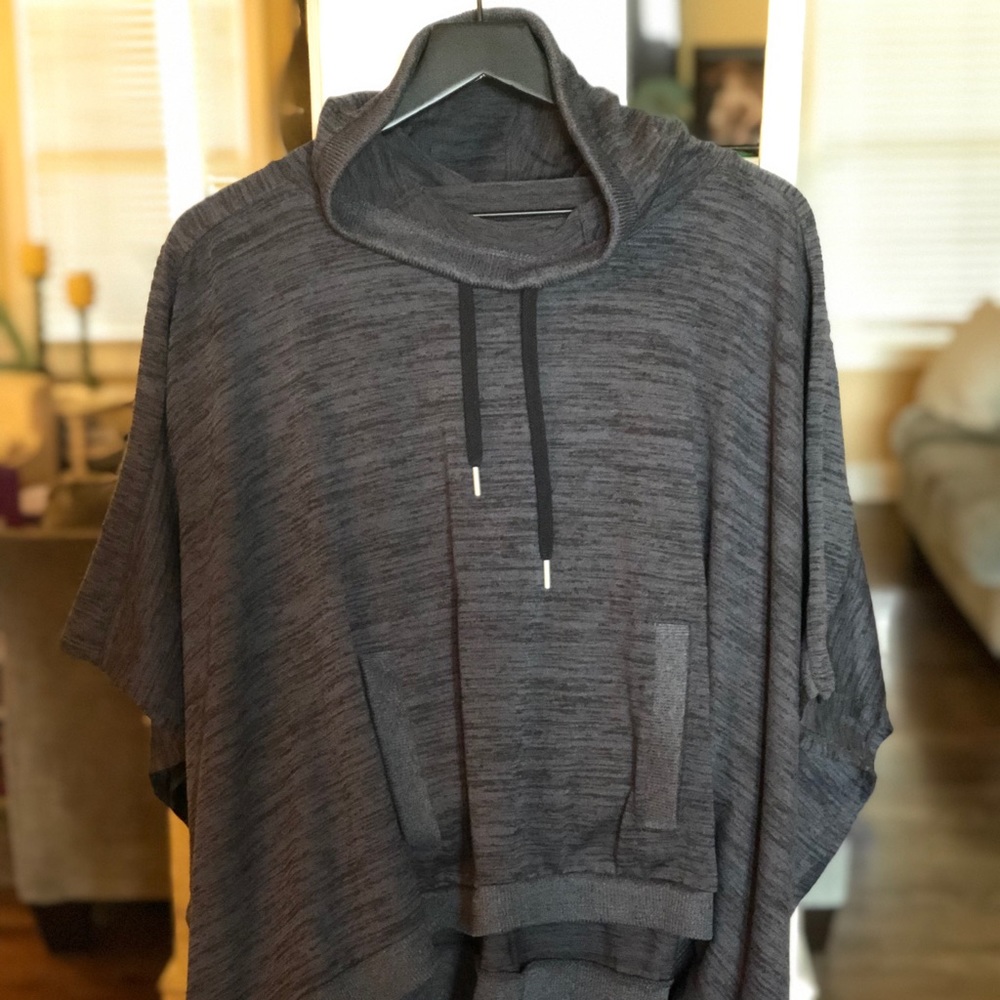 Athleta hooded blissful poncho techie sweat gray